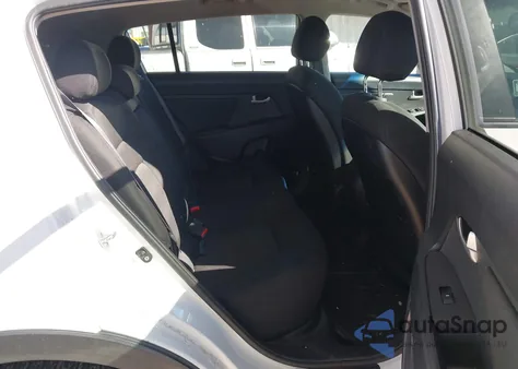 2011 Kia Sportage Lx z USA, uszkodzony, nr VIN KNDPB3A24B7163044